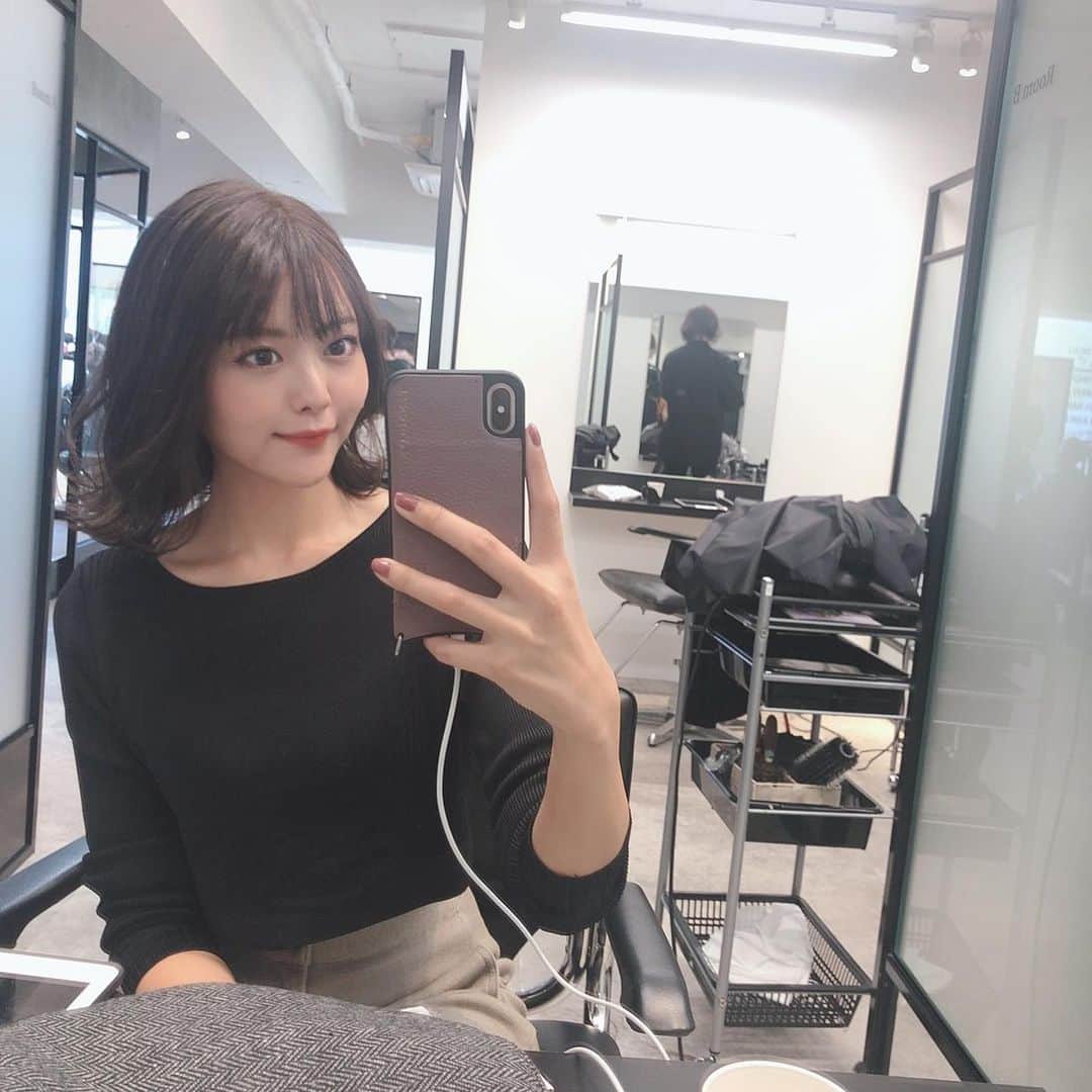 比良祐里のインスタグラム：「美容院行ってきました💇💓 . . #ヘアカラー #イルミナカラー」