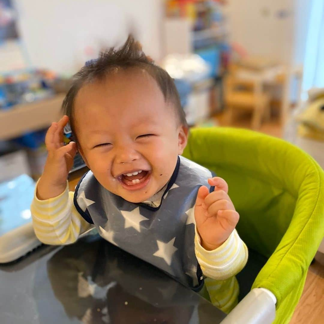 村主章枝さんのインスタグラム写真 - (村主章枝Instagram)「My nephew.Hair always up😂 こうせい、やっぱり髪の毛が立ってる笑 #nephew」11月6日 6時00分 - fumie.suguri