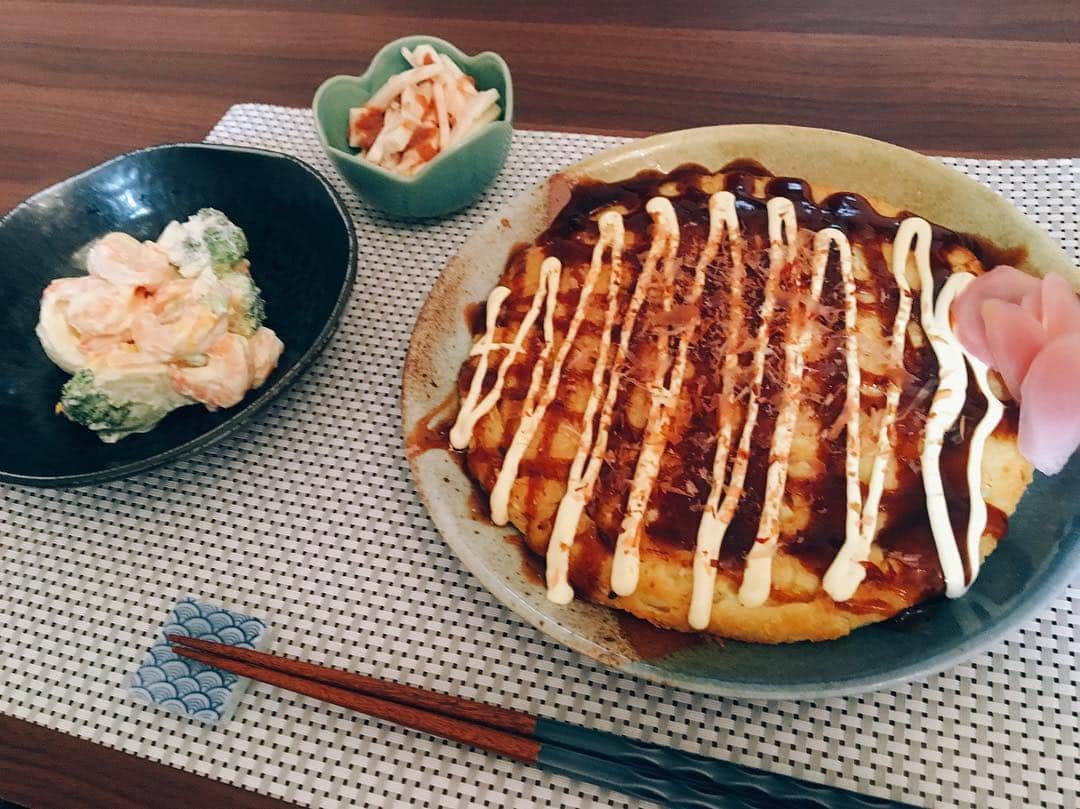 杜このみのインスタグラム：「頂いたヤマトイモで夜ご飯💓 ふわっふわの大和焼き 美味しく頂きました😊♪」