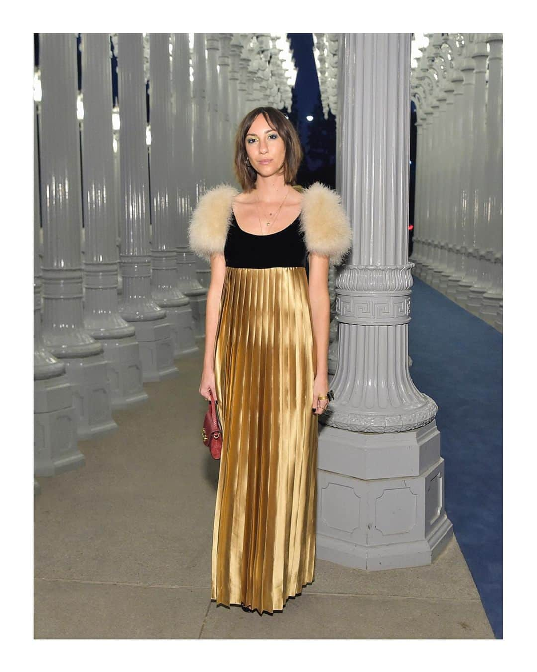 グッチさんのインスタグラム写真 - (グッチInstagram)「A guest at @lacma’s 2019 Art+Film Gala, Gia Coppola @mastergia wore a #GucciSS19 velvet and antique gold satin gown with fake fur sleeves and a #GucciZumi mini bag designed by  @alessandro_michele. Discover more through link in bio. #AlessandroMichele #artandfilm」11月5日 23時30分 - gucci