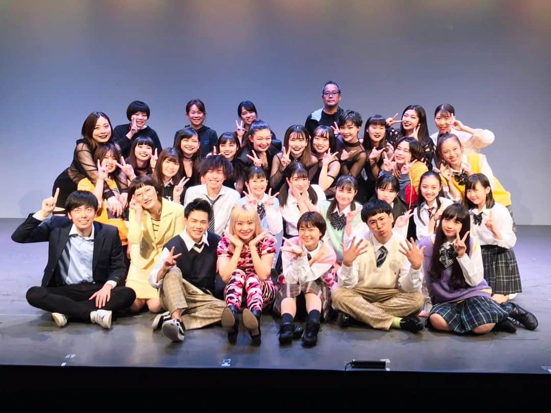 小川暖奈のインスタグラム：「「青春〝DICE〟〜考えるより振るっちゃえ〜」 演出のA-NONさんはかっこいいし熱いし優しいし、ダンサーのみんなは可愛いし良い子だしすぐ指でハート作ってくれるし、大癒されでした🥰」