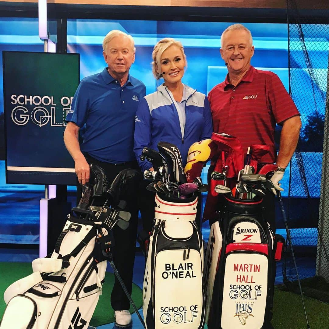 ブレア・オニールさんのインスタグラム写真 - (ブレア・オニールInstagram)「📺 Tonight’s special guest on #SchoolOfGolf is #JimMclean  @mcleangolf ⛳️ I’m surrounded  by great instructors tonight at 7pm ET on @golfchannel !!! 💯🏌🏼‍♀️」11月6日 3時45分 - blaironealgolf