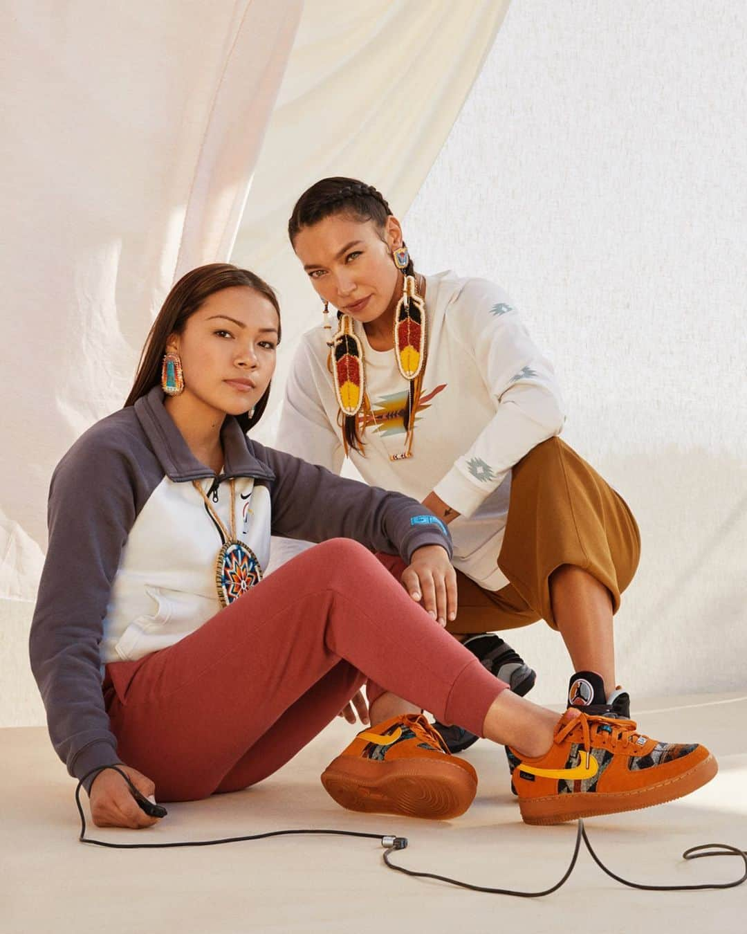 Nike Sportswearさんのインスタグラム写真 - (Nike SportswearInstagram)「All for future generations. ⠀ Nike N7’s 10th anniversary collection features a new AF-1 with special Pendleton wool details inspired by Navajo rug weavers. ⠀ The Nike N7 Fund supports organizations that provide sport and physical activity programming to youth in Native American and Indigenous communities in North America. The N7 Fund helps them reach their greatest potential through play and sport and creates more equal playing fields for all. ⠀ The Nike N7 collection releases in North America on Nov. 7 at Nike.com/N7 and at select retailers. #af1 #allfor1 #niken7 #untilweallwin」11月6日 3時51分 - nikesportswear