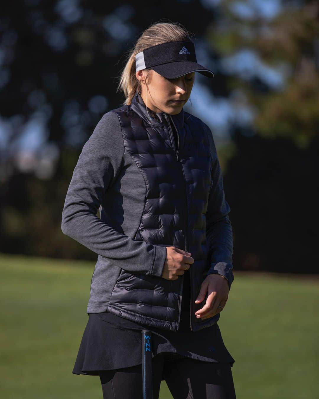 adidas Golfさんのインスタグラム写真 - (adidas GolfInstagram)「Adjustable comfort created for any condition. Keep your ⛳️ season alive in #Frostguard. ➖ @taniatare63 @nikkibgolf #adidasGolf #Golf #adidasWomen」11月6日 5時09分 - adidasgolf