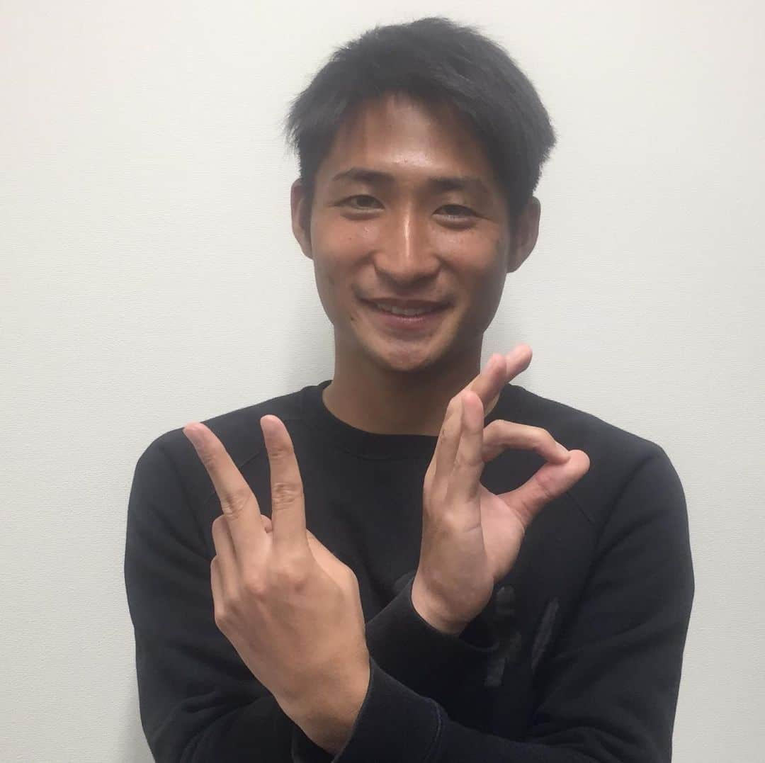 名古屋グランパスさんのインスタグラム写真 - (名古屋グランパスInstagram)「本日は #和泉竜司 選手の26歳の誕生日🎂 おめでとうー🎉✨リュウジ😆✨🎊 リュウジにとって素敵な一年になりますように✨ #HBD #grampus」11月6日 15時42分 - nagoyagrampus