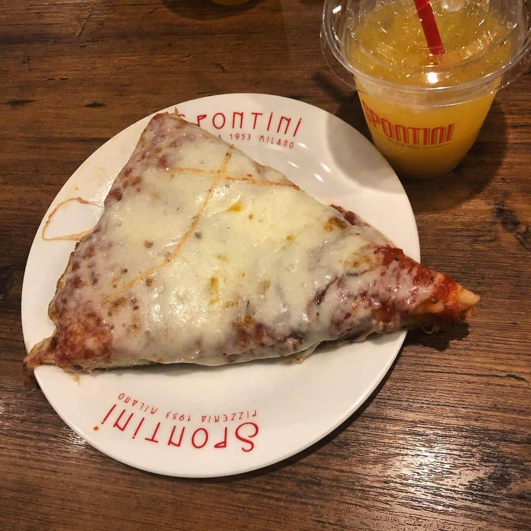 野島樺乃さんのインスタグラム写真 - (野島樺乃Instagram)「❥❥ #明治神宮前グルメ #pizza」11月6日 8時46分 - nojimakano_0906