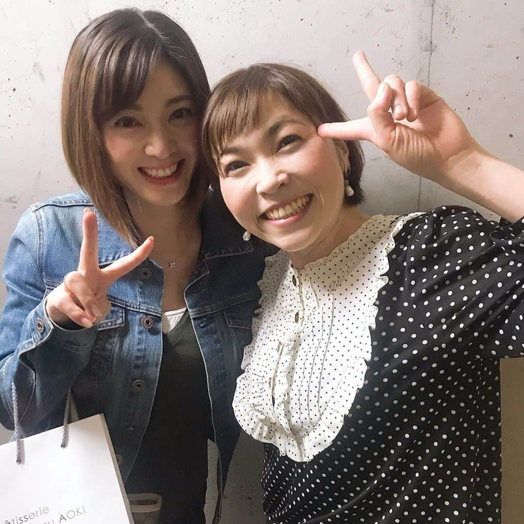 原史奈さんのインスタグラム写真 - (原史奈Instagram)「U-1グランプリで共演してからのお付き合い 上地春奈ちゃん 先日の崩壊シリーズ見に行った時のもの 会うの久々だったけど相変わらず明るくて楽しくて大好き❤ #上地春奈#U-1グランプリ#大好き#久しぶり#楽しい#崩壊シリーズ #原史奈#ゴルフ#ゴルフレッスン#ゴルフ女子#ゴルフ男子#ゴルフ大好き#golf#ゴルフウエア#ゴルフコーデ#ゴルフグッズ#ゴルフ動画#ping#ピン#ping女子#gle2#g410#even#archivio#cuartounited」11月6日 9時04分 - fuminahara