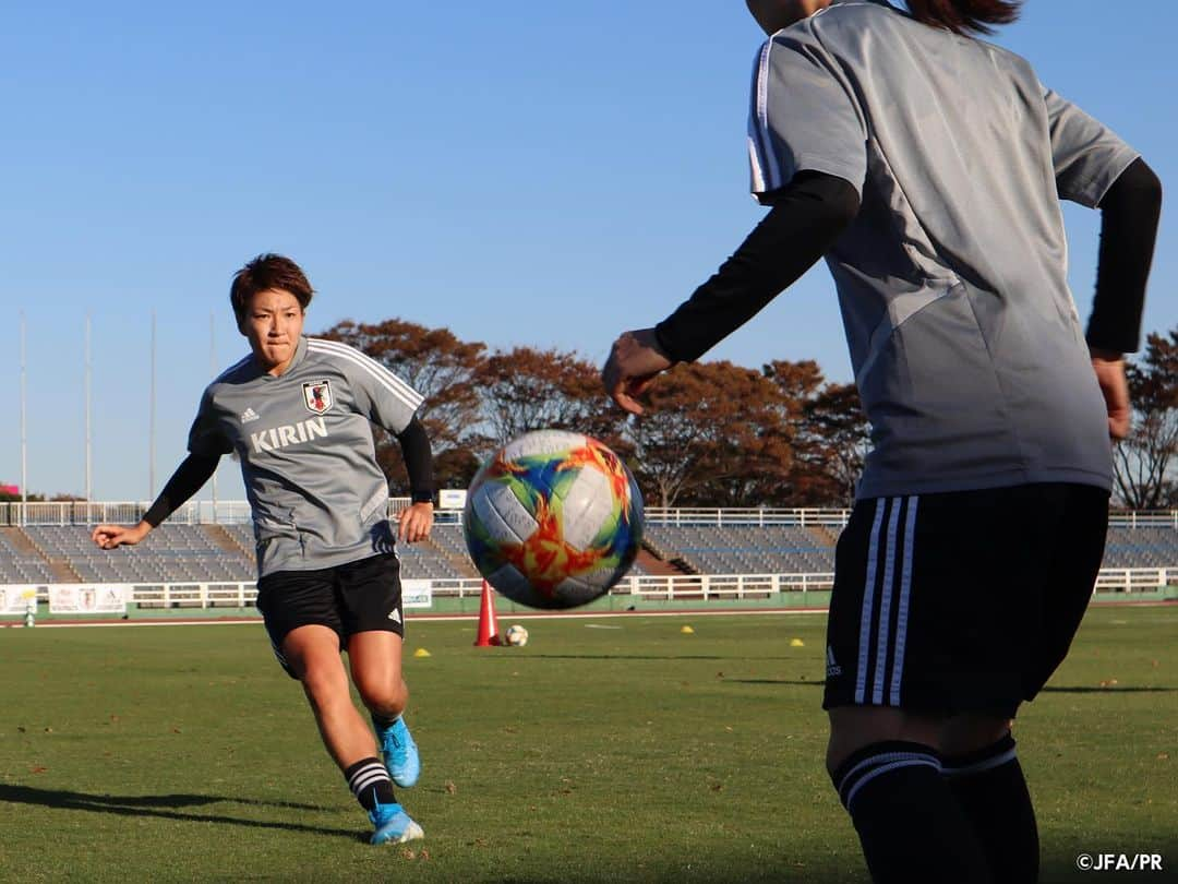 日本サッカー協会さんのインスタグラム写真 - (日本サッカー協会Instagram)「📸なでしこジャパン、MS&ADカップ2019 対南アフリカ女子代表戦に向け北九州でキャンプイン！ ・ #nadeshiko #なでしこジャパン #女子サッカー --------------------- MS&ADカップ2019 なでしこジャパン🇯🇵vs🇿🇦南アフリカ女子代表 📅2019/11/10(日) 12:45KO予定 📍北九州スタジアム 🎫チケット発売中！ ・ 💁‍♀️大会・チケット情報はJFA.jpへ！」11月6日 9時07分 - japanfootballassociation