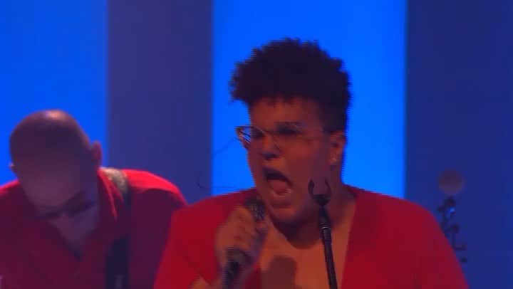 アラバマ・シェイクスのインスタグラム：「Catch Brittany Howard (@blackfootwhitefoot) on her west coast tour this month! Tickets and more info at BrittanyHoward.com」