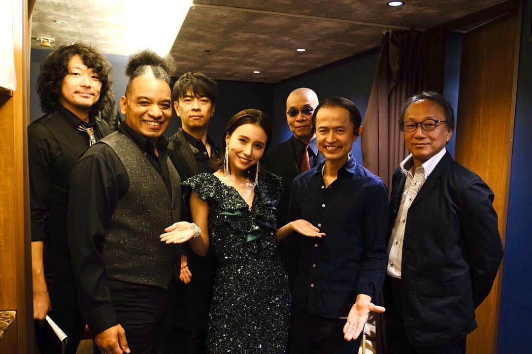 May J.のグルメインスタ