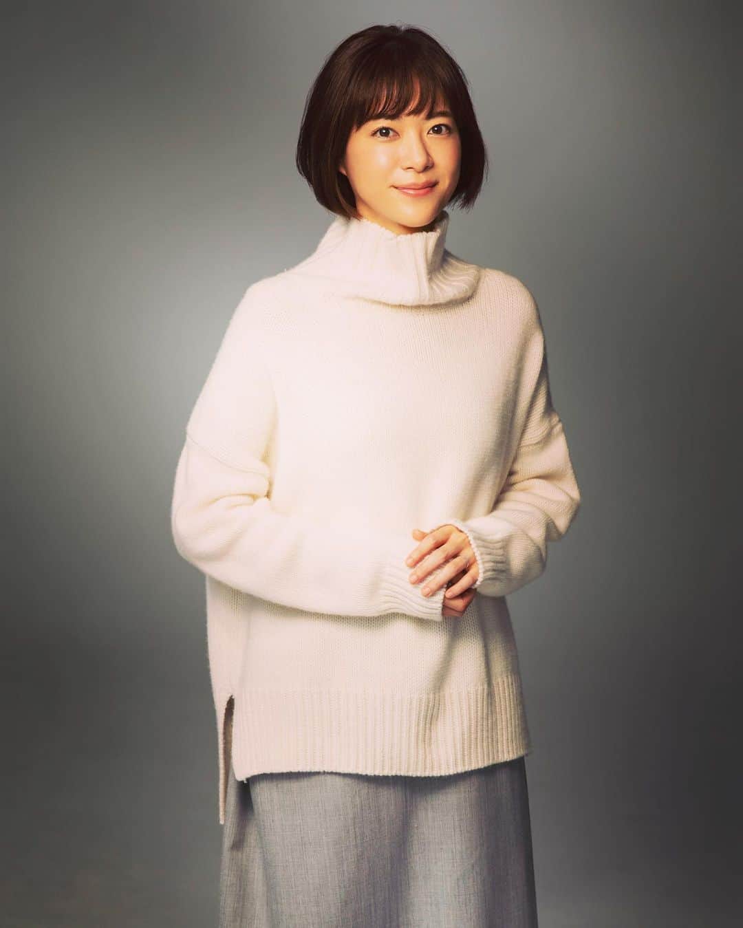 のインスタグラム：「本日、情報解禁となりました❗️ 2020年1月期ドラマ TBS 日曜劇場『テセウスの船』 主演は竹内涼真くん。その妻を演じます。時間軸が行ったり来たりする中、私は少し変わった役所になりますので、是非、お楽しみに😉💝 #テセウスの船 #日曜劇場 #上野樹里 #tbsドラマ」