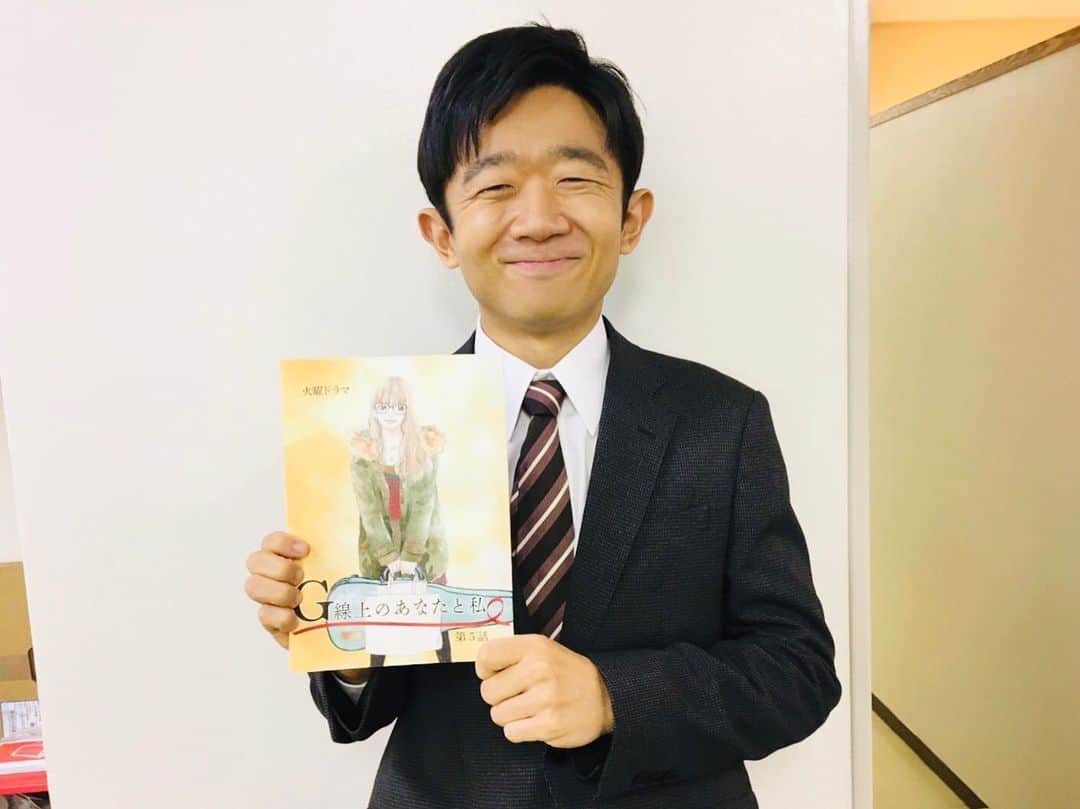 【公式】G線上のあなたと私のインスタグラム：「_﻿ ‪＝＝＝＝＝＝＝＝＝＝‬﻿ ‪🎊新キャスト発表🎊‬﻿ ‪＝＝＝＝＝＝＝＝＝＝‬﻿ ﻿ ‪第5話に、#えなりかずき さんがゲスト出演✨‬﻿ ﻿ ‪就活に加え、#婚活 も始めた #也映子さん が﻿ 婚活パーティで出会う白鳥敬一💨‬﻿ ﻿ 温和で優しそうな白鳥さん、、﻿ ‪なんと也映子さんとカップル成立⁉️‬﻿ ‪お楽しみに😆‬﻿ ﻿ ‪#この2人どこかで見たことあるような☺️﻿ ‪#G線上のあなたと私 ‬﻿ ‪#11月12日第5話‬」