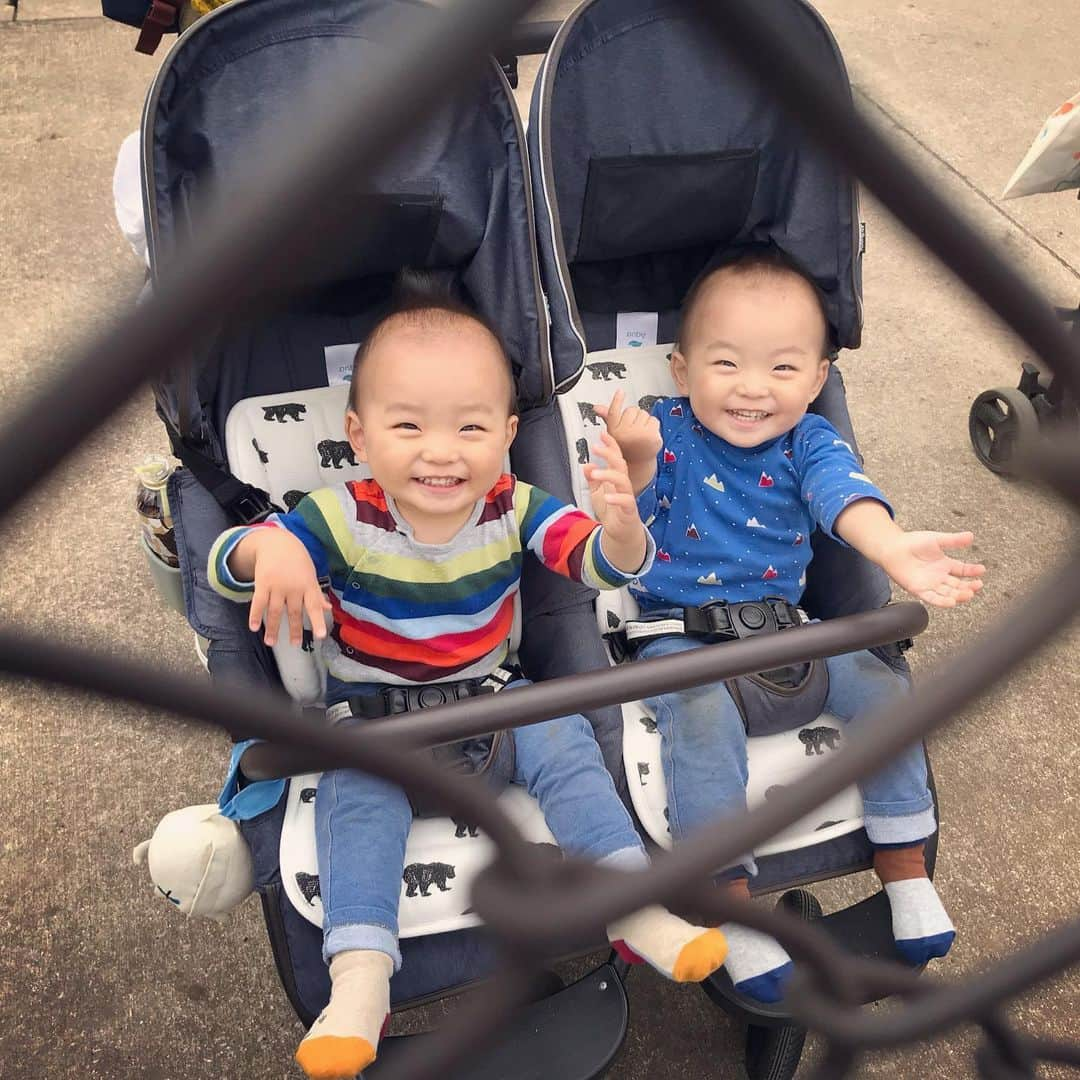 新丼貴浩さんのインスタグラム写真 - (新丼貴浩Instagram)「天気の悪い日が続きました。  台風による大雨で、まだまだグラウンドが使えない公園も多いようです。  今年もあと2カ月ですね。  #広島東京カープ」11月6日 13時15分 - aradon_takahiro