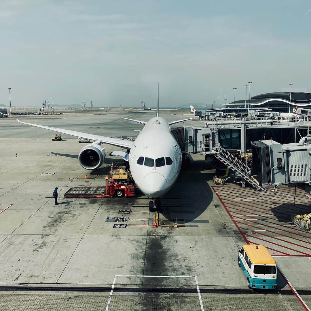 片山正通さんのインスタグラム写真 - (片山正通Instagram)「これから帰ります。@ 香港国際空港 I'm going home.  @ Hong Kong International Airport」11月6日 14時34分 - masamichi_katayama