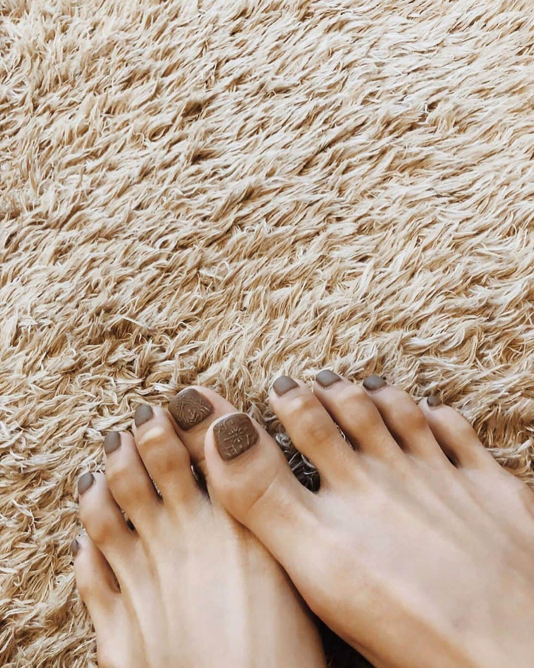 遠山茜子さんのインスタグラム写真 - (遠山茜子Instagram)「footnail★ ・ やぱブラウンかわゆい♥ この3Dほんとお気に入り‼︎リピ確だね @trunail ・ #footnail#nail#autumn#color#brown#cute#good#instagood#3dネイル  #ネイルもブラウン #ブラウン族 #かわゆすぎて毎日眺めてる」11月6日 14時39分 - akane_016t