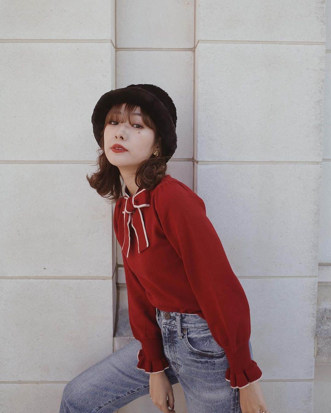 前田希美（まえのん）さんのインスタグラム写真 - (前田希美（まえのん）Instagram)「今日の私服です。 真っ赤のニットが主役です。 デニムにするとラフになるのです。  #ootd #fashion #instafashion #style #fashionista #fashiontrends #code #vintage #ファッション #今日のコーデ  #のんの私服」11月6日 14時42分 - maeda_nozomi