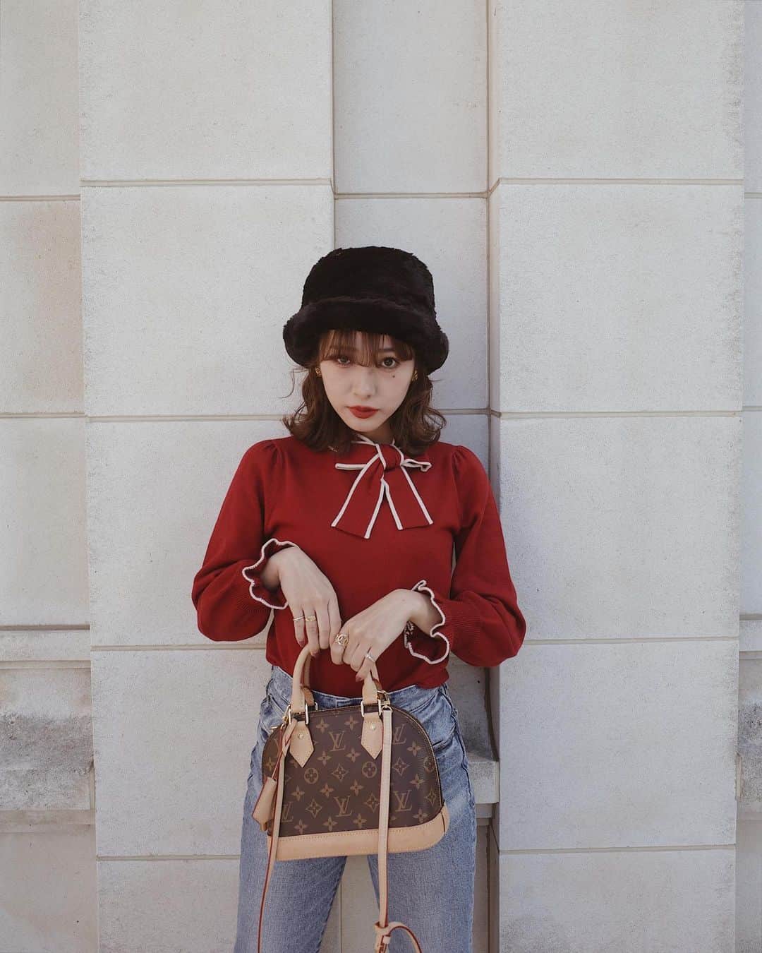 前田希美（まえのん）さんのインスタグラム写真 - (前田希美（まえのん）Instagram)「今日の私服です。 真っ赤のニットが主役です。 デニムにするとラフになるのです。  #ootd #fashion #instafashion #style #fashionista #fashiontrends #code #vintage #ファッション #今日のコーデ  #のんの私服」11月6日 14時42分 - maeda_nozomi