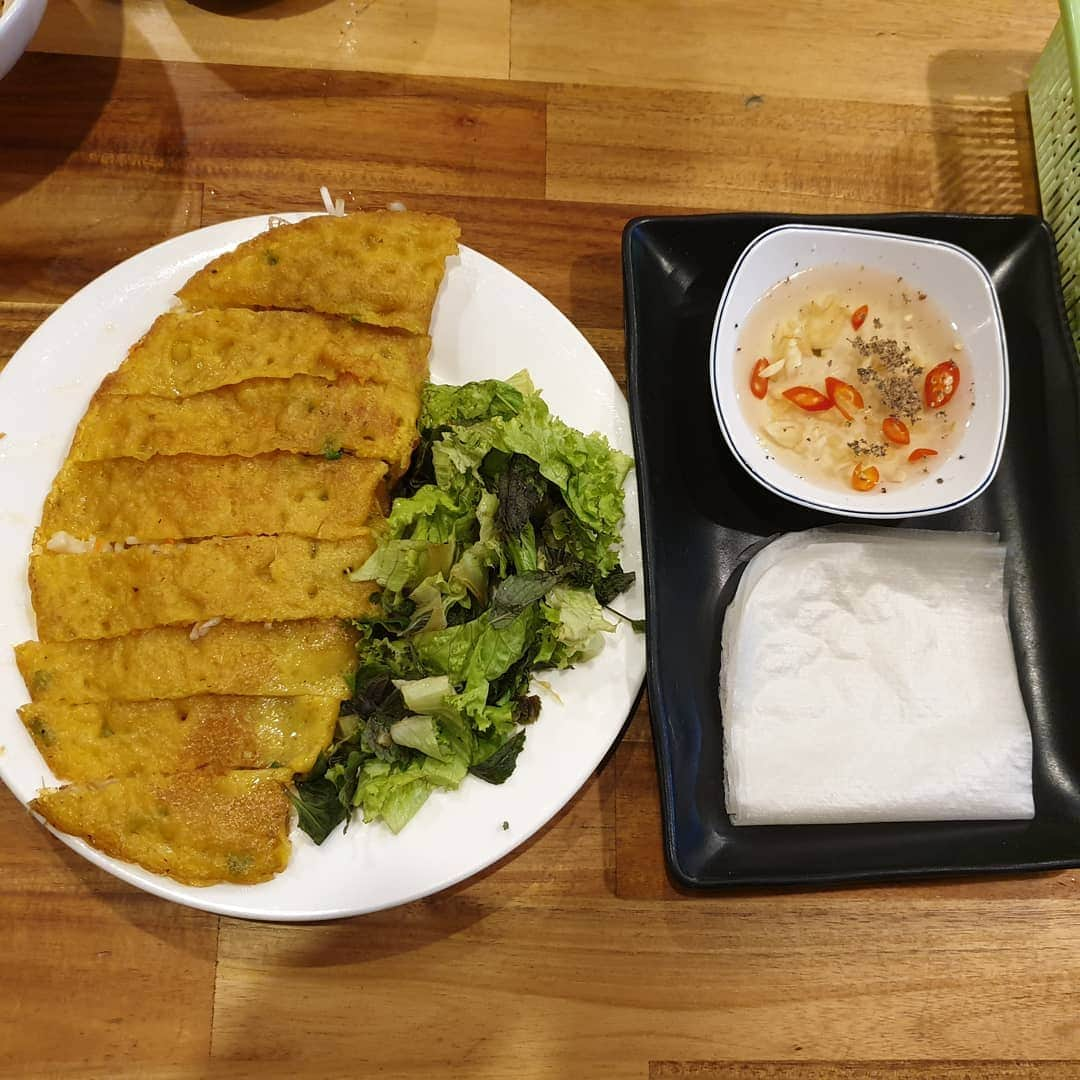 チ・ソクジンさんのインスタグラム写真 - (チ・ソクジンInstagram)「#반쎄오 #JMT #맛있다 #한국전」11月7日 0時20分 - jeeseokjin