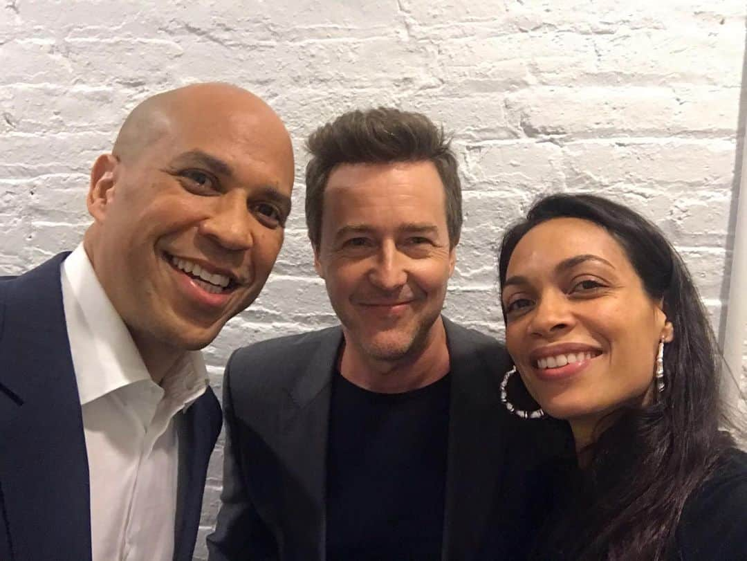 ロザリオ・ドーソンさんのインスタグラム写真 - (ロザリオ・ドーソンInstagram)「Wise guys...」11月7日 0時57分 - rosariodawson