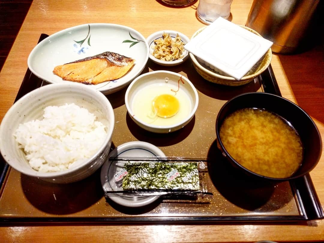 越中睦士のインスタグラム