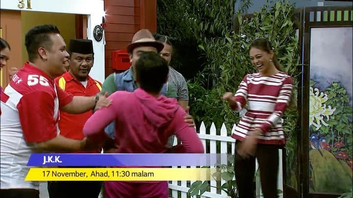 のインスタグラム：「Minggu depan Ahad ini jangan lupa tengoh TV3 pukul 11:30pm 😆🇲🇾❤️ mikan balek Kampung Kalut ❤️ #jkk #tv3 #tv3malaysia #mediaprima #malaysia #mikan #jkkmusim5」