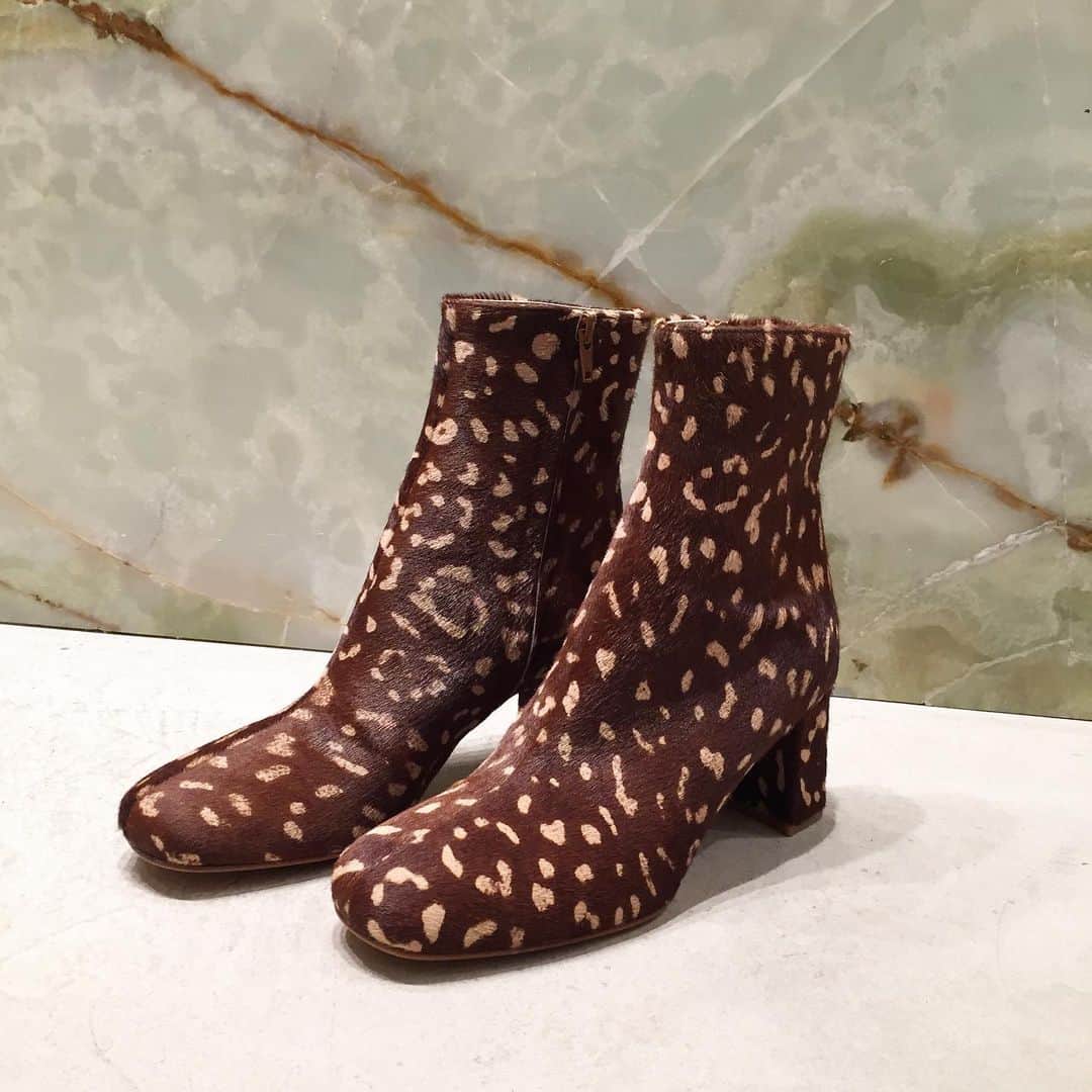 H BEAUTY&YOUTHさんのインスタグラム写真 - (H BEAUTY&YOUTHInstagram)「＜Maryam Nassir Zadeh＞ AGNES BOOTS for women ¥103,000-(+tax)  #H_beautyandyouth @h_beautyandyouth  #BEAUTYANDYOUTH #Unitedarrows #maryamnassirzadeh」11月6日 18時21分 - h_beautyandyouth