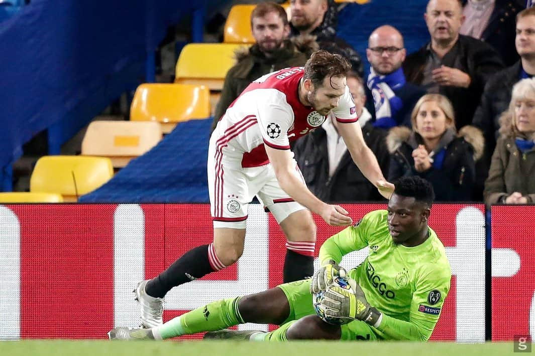 アンドレ・オナナさんのインスタグラム写真 - (アンドレ・オナナInstagram)「Crazy game...Disappointing result but an important point in the end. All to play for! ✖✖✖#UCL」11月6日 18時19分 - andreonana.24