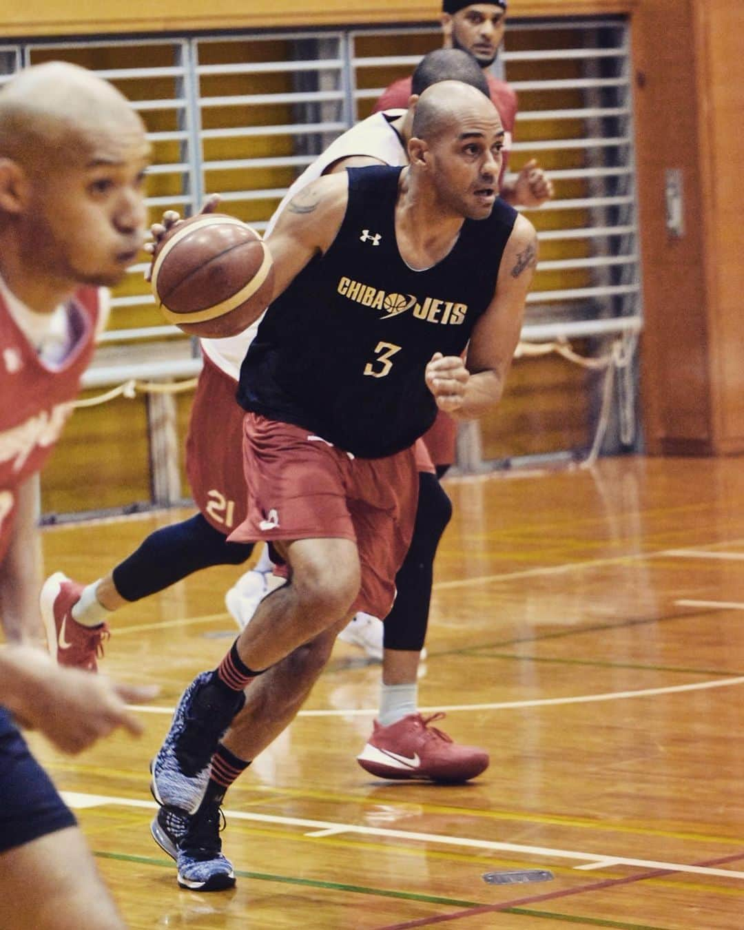 千葉ジェッツさんのインスタグラム写真 - (千葉ジェッツInstagram)「練習風景📸 #chibajets #Bリーグ #basketball #千葉ジェッツ #バスケ #週末はアウェー #名古屋 #あつしスマイル」11月6日 18時40分 - chibajets_official