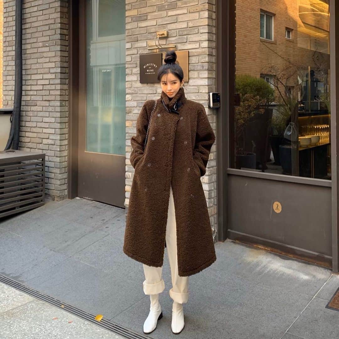 Son Ju Heeさんのインスタグラム写真 - (Son Ju HeeInstagram)「겨울생인데 겨울이 제일 무서운 1인🐻 . . . #RISHOP #리샵」11月6日 19時18分 - juhee__ss