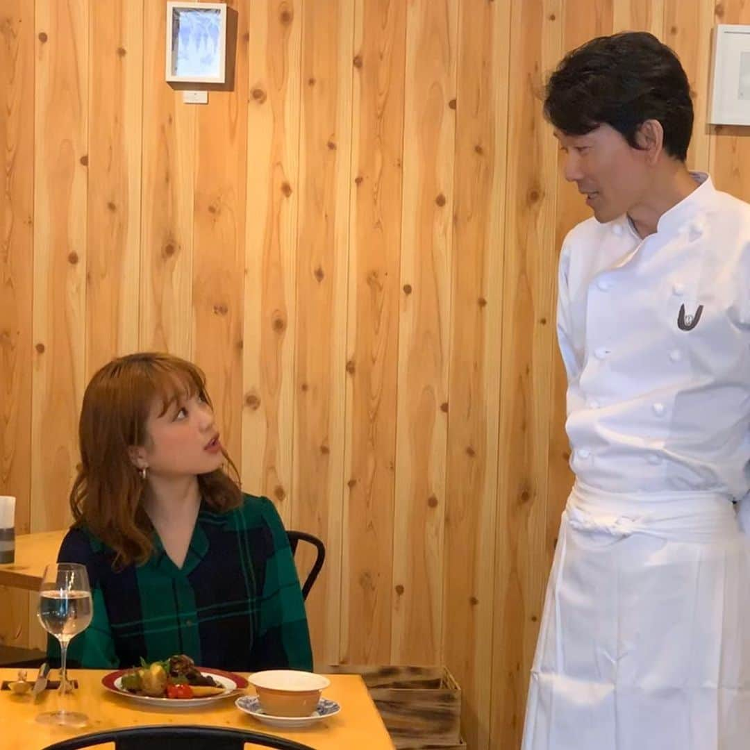 瀬川あやかさんのインスタグラム写真 - (瀬川あやかInstagram)「* @univers.s.2019 さんは本当は内緒にしておきたかったお店🤫 シェフの今平さんから溢れ出る愛や優しさがお料理にしみっしみ。 背筋を伸ばしてお店に入ったら、その緊張を一瞬でほぐしてくれるの。 この日いただいたのはビーフチューと大海老フライ🍤 待ってる間にシェフが調合した最高茶も堪能。 （そしてお土産にとパックくれた最高） 大切な人と大切な日に背伸びしすぎない温かな空間でステキな洋食をぜひ。 #お休みの日にありがとうございました #めっちゃ書いたけど本も見てな」11月6日 19時22分 - segawa_ayaka