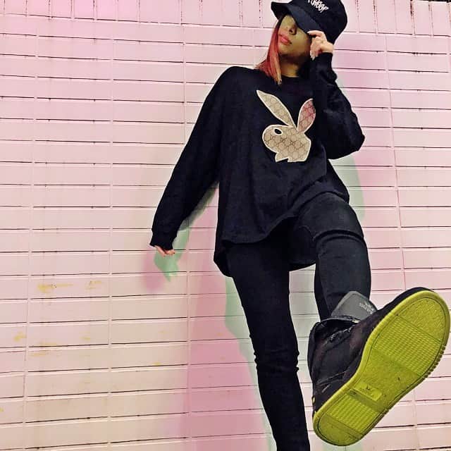 Licanaのインスタグラム：「🐰☑︎ @backyard_fumi @backyard_sakai #backyard 👟☑︎ @supratokyo @suprafootwear @akira_hirabayashi #SUPRA . . . #Licana #TOKYO #JAPAN #JAPINA」