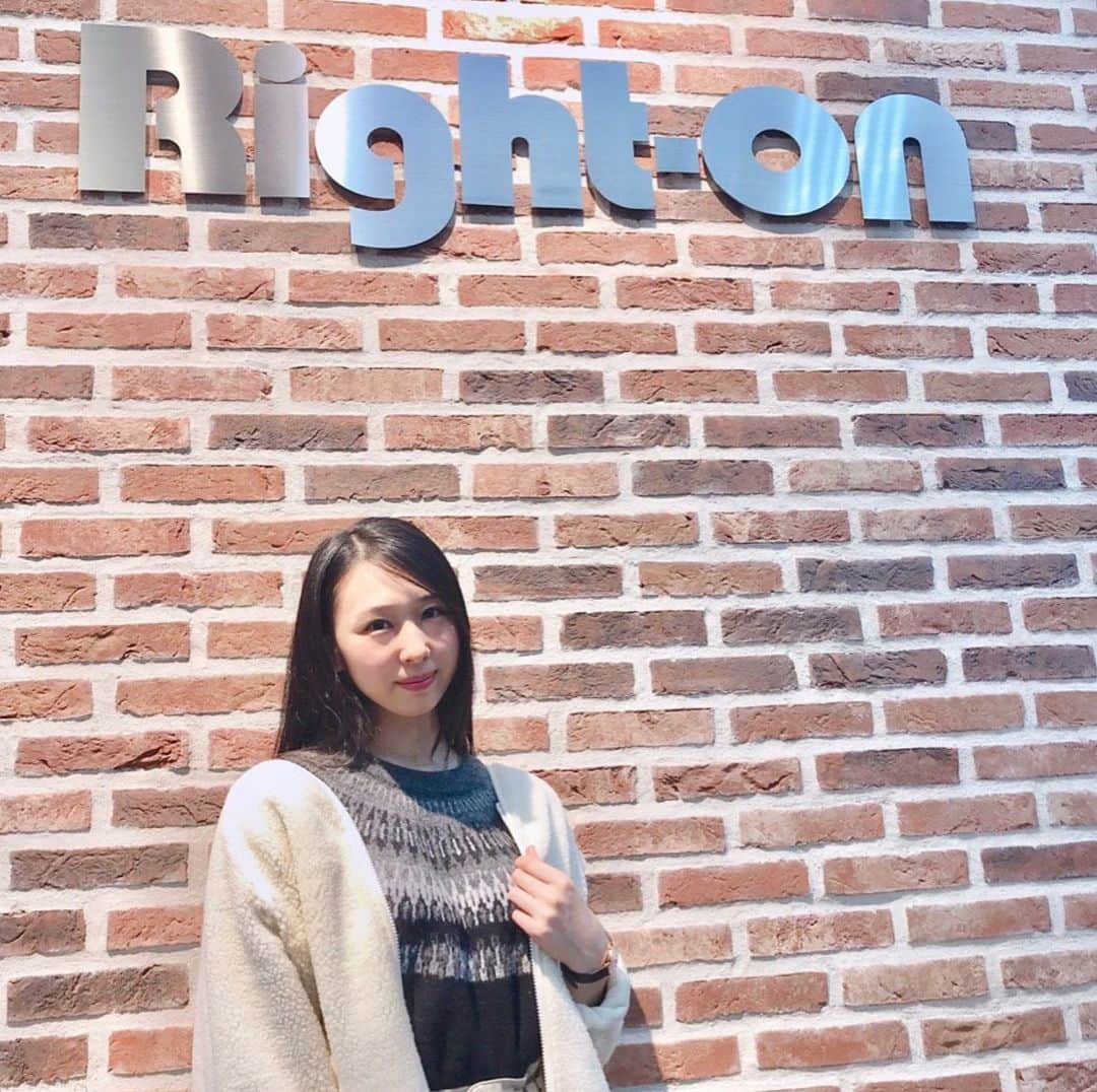ときさんのインスタグラム写真 - (ときInstagram)「11月です☺️ 寒くなってきたから少しずつ暖かいジャケットやコートを集めたくなります❣️ ・ #いいふる ロケで着たRight-onさんの衣装です🙌 ベージュ系好きだ〜😍😍😍 ・ ・ ・ #righton #ライトオン#rightonpr #ライトオンPR #ライトオンコーデ #amecaji #amekaji #アメカジ #アメカジコーデ #code #fashion #ファッション #ボアジャケット #ボアアウター #冬 #winter #弘前 #hirosaki #さくら野弘前店  11/24(日)、12:54~放送です！」11月6日 20時46分 - toki_ringomusume