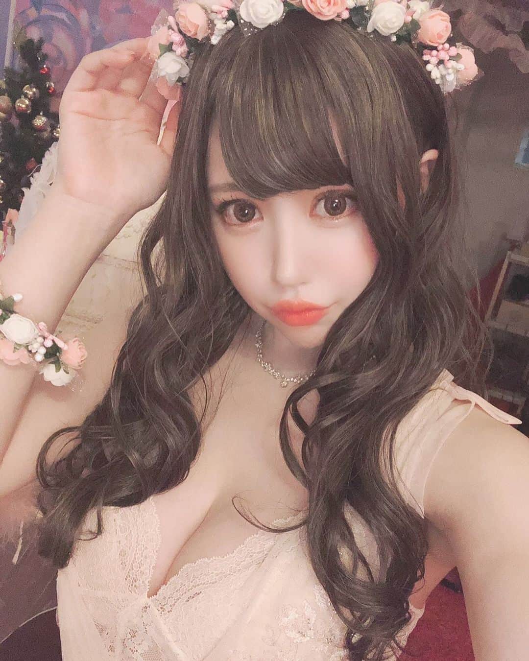 白田まい（白玉ろぷ）のインスタグラム：「👸❀.*･ﾟ  #白田まい #撮影会モデル #japanesegirls #时装 #时装模特 #模特  #コスプレイヤー自画撮り部 #コスプレ撮影 #被写体モデル #粉我」