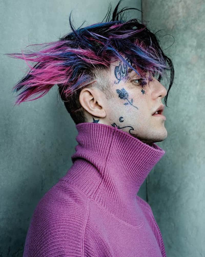 ニコラ・フォルミケッティのインスタグラム：「@lilpeep for @vmagazine 2017 ❤️ what a special and unique soul, such a privilege to have gotten to work together. ❤️ Pls watch  LIL PEEP’s doc “Everybody’s Everything” out next week. LINK IN BIO ❤️ @everybodyseverythingmovie」