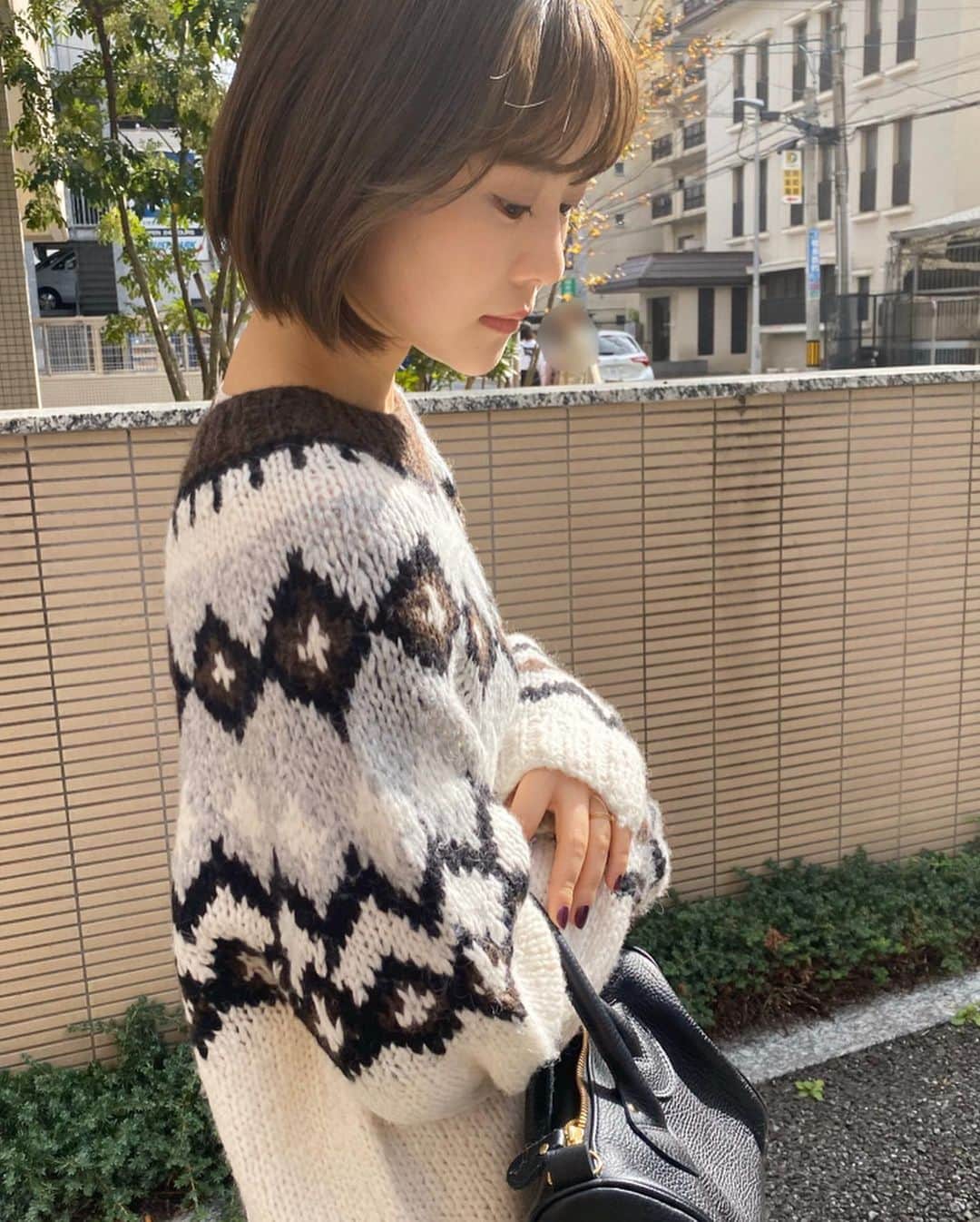 穴井千尋さんのインスタグラム写真 - (穴井千尋Instagram)「. 去年買ったお気に入りニット🧶 ヒートテック見えちゃってるけど💦 みんなも気をつけて☺️ . #私服 #ニット #knit #fashion」11月6日 21時46分 - chihiro_anai_official