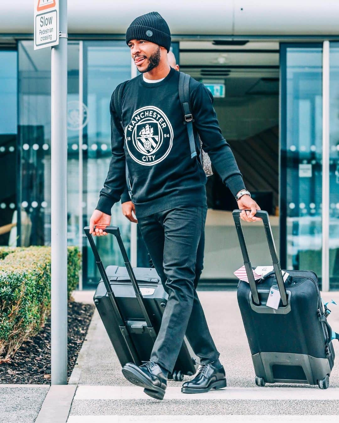 ディースクエアードさんのインスタグラム写真 - (ディースクエアードInstagram)「#D2xManCity: @mancity just arrived in Italy wearing the new Fall 2019-2020 collection」11月6日 22時32分 - dsquared2