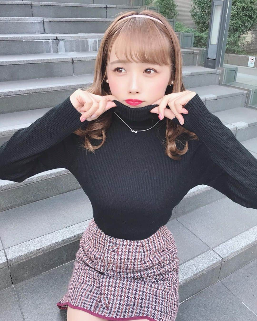 計良日向子（ひなひ）さんのインスタグラム写真 - (計良日向子（ひなひ）Instagram)「. . 昨日で27歳になりました☺️💗 コメントくれたり、 メッセージくれたり、 本当にありがとうございます😢💗 . . これからもよろしくお願いします❣️ 一生計良推し(*´ω｀*)🧡🧡 . . . 👗トップス @gu_global . 👗スカート @redyazel . 🎀カチューシャ @niceclaup_official_ . . . . #私服 #coordinate #gu #redyazel #niceclaup #birthday #love #instagood」11月6日 22時46分 - kerahinako1105