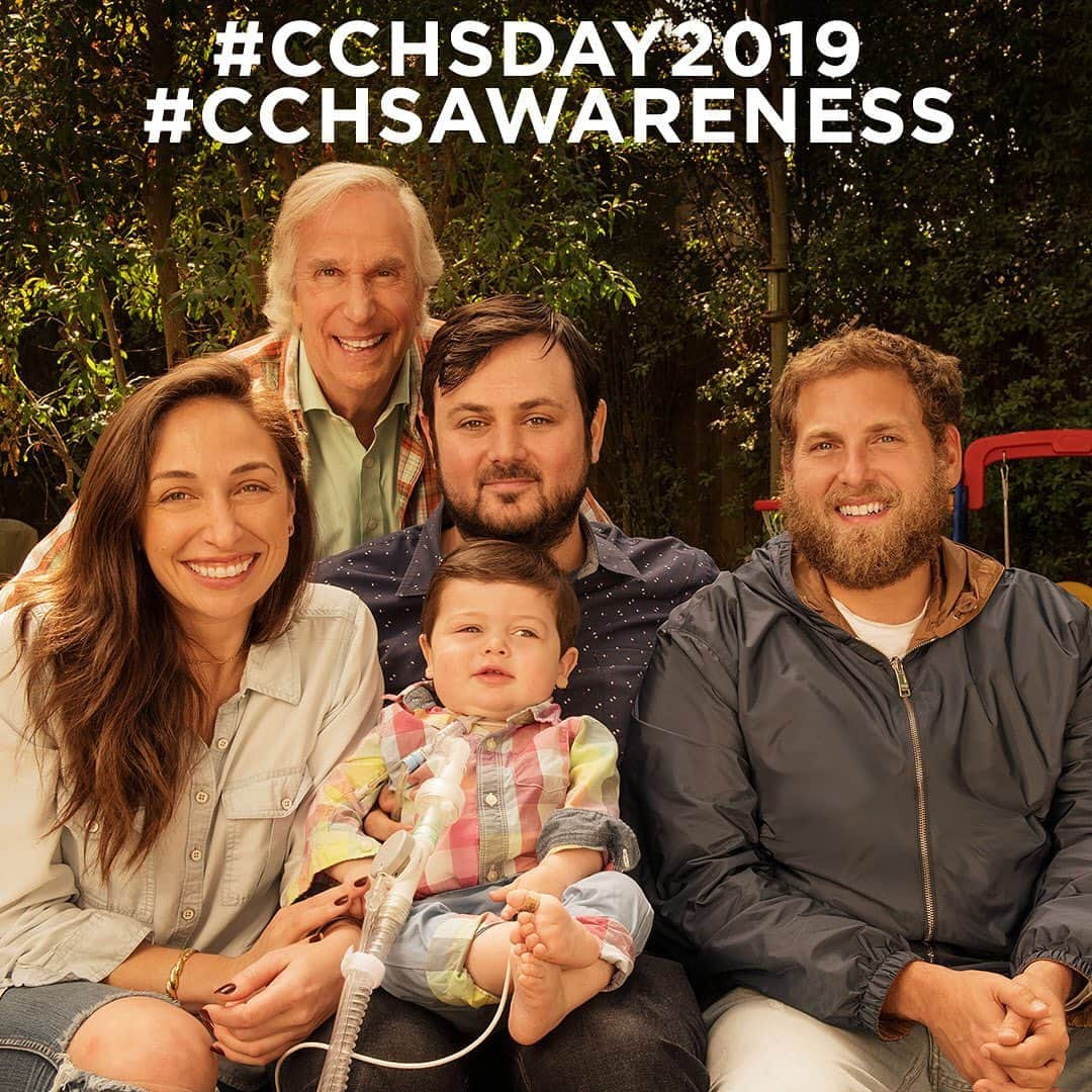 レイトン・ミースターのインスタグラム：「It Only Takes A Second...to help find a cure!  Ahead of #CCHSDay2019 this weekend, please visit the @CCHSNetwork to find out what YOU can do to help cure my little friend Teddy and his incredibly rare disease called Congenital Central Hypoventilation Syndrome. #CCHSAwareness」