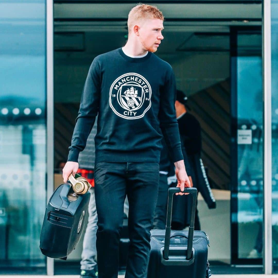 ディースクエアードさんのインスタグラム写真 - (ディースクエアードInstagram)「#D2xManCity: @mancity just arrived in Italy wearing the new Fall 2019-2020 collection」11月7日 2時43分 - dsquared2