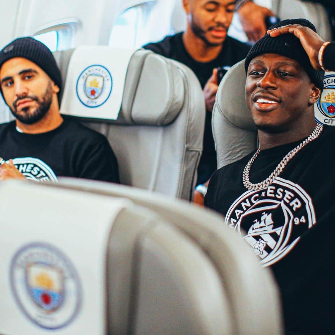 ディースクエアードさんのインスタグラム写真 - (ディースクエアードInstagram)「#D2xManCity: @mancity just arrived in Italy wearing the new Fall 2019-2020 collection」11月7日 2時43分 - dsquared2