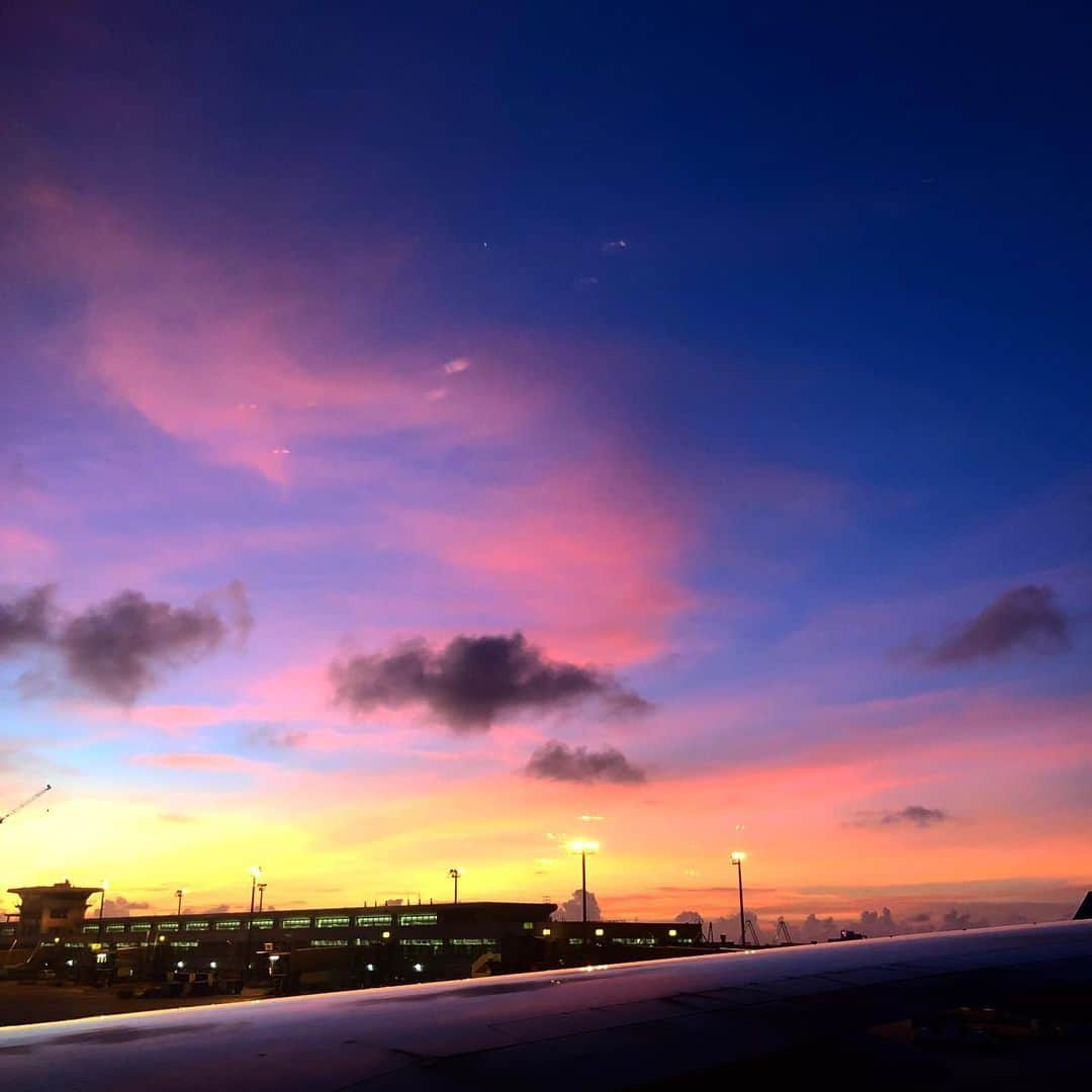 清水あすかさんのインスタグラム写真 - (清水あすかInstagram)「#beautiful  #sky #asukahimesky #guam  #sunset」11月7日 11時02分 - asukahime1015