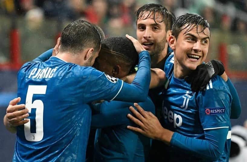 ロドリゴ・ベンタンクールのインスタグラム：「Questa squadra ci crede sempre e non molla mai 🔥👊🏼 GRANDI! ⚪⚫ #UCL #FCLMJuve @championsleague @juventus  Este equipo nunca se rinde 🔥👊🏼 VAMOS! ⚪⚫ #UCL #FCLMJuve @championsleague @juventus」