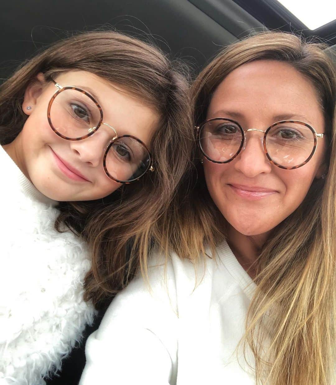 Angie Keiserのインスタグラム：「“Hey Mom, let’s be matchers today!” ❤️」