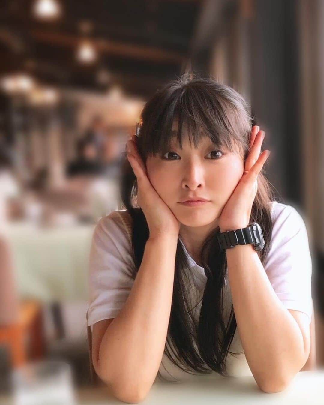 金城真央さんのインスタグラム写真 - (金城真央Instagram)「おぱおございます。 本日川崎市のクラブチッタにてイベント出演でございます✨ 世界大会前にボビナムの演武を人前でした方がよいよとのとの事で。  台風やらなんやらで東京行けてなかったのだけども… 本日急なお休みを許可頂き行って参ります⸜(* ॑꒳ ॑* )⸝⋆* https://kawasaki.keizai.biz/headline/816/  こちらが詳細、メッセージをいただければ3600円で 入れるそうです👍🏻 ご興味ある方は是非、行けませんのお言葉は胸に秘めておいて頂けるとありがたきでふ。  私にはどうにもならない事象も多いのでm(_ _)m 力不足ですみません。  色んな意味で追い込まれてる変顔でも載せときます(笑)  #vovinam #vietvodao #ボビナム #大阪クラス #関西 #武道 #習い事大阪  #スポーツ女子 #格闘技女子 #メダリスト  #金城真央 #女優 #タレント #モデル  #スポーツが好きな人と繋がりたい  #アラサー独女 #アラフォー独身女子  #アラサー女子  #ムチムチ #童顔 #team_jp_西  #actress #model #pretty #me #followme #smile #japanesegirl #picoftheday #martialarts」11月7日 11時33分 - kaneshiromao