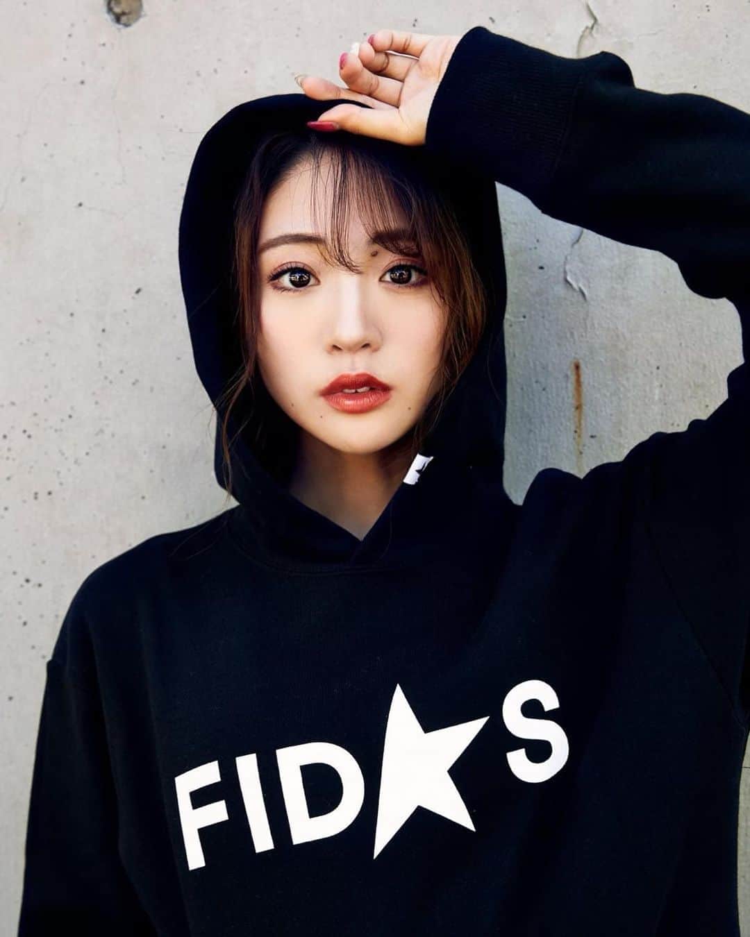 志田友美（ゆうみん）のインスタグラム：「. FIDES × FIRSTORDER﻿ コラボアイテムのモデルとスタイリングをやらせていただいてます🥴 ユニセックスで着れて可愛いアイテムいっぱいあるよん🐭 . @fides_japan @firstorder_and_agent」