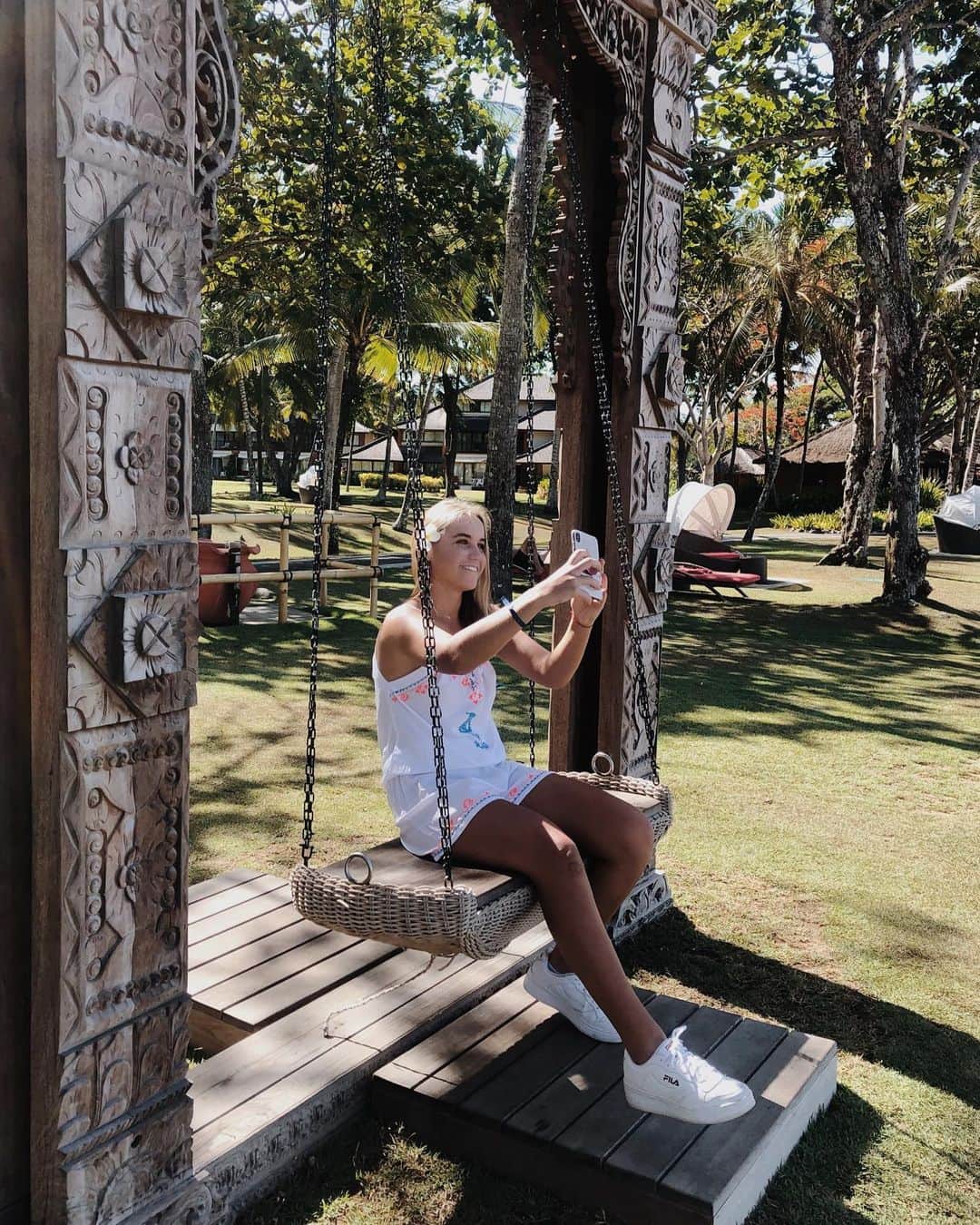 ソフィア・ケニンさんのインスタグラム写真 - (ソフィア・ケニンInstagram)「Me unwinding 😎」11月7日 14時20分 - sofia.kenin