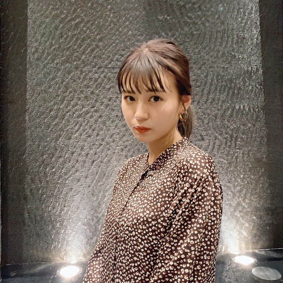 井口綾子さんのインスタグラム写真 - (井口綾子Instagram)「仕事前緊張しすぎて真顔😟 告知遅れてしまったのですが、 11月4日(月) Abema TVしくじり先生お笑い研究部に出演させていただいてました✨ 大好きなお笑い芸人さんがさらに面白くなっていってってずーーーーっと笑ってた🤣 今回はアイデンティティさん！！ 来週も出演させていただきますよー！ 見逃し配信のAbemaビデオもあるのでぜひAbema TVでみてください🧚‍♀️💚」11月7日 14時29分 - ayako_inokuchi