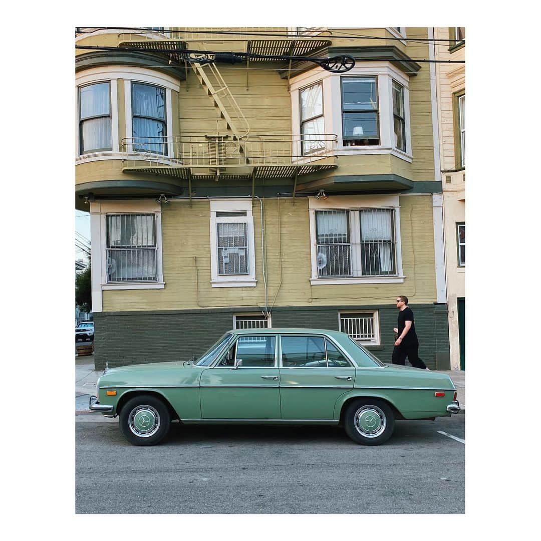 Melissa Santiagoのインスタグラム：「Green scene #AutosOfTheMission」