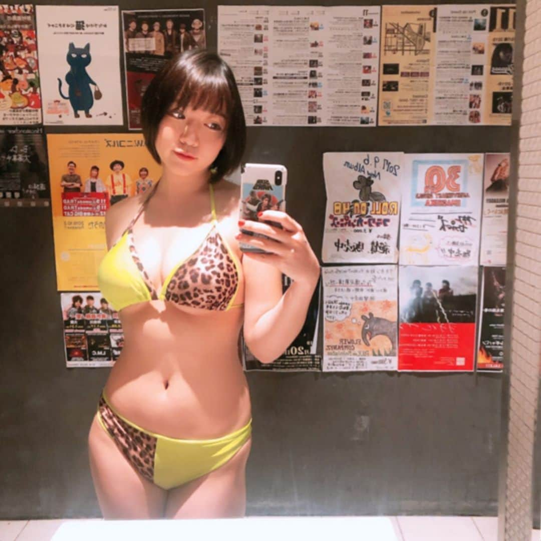 ちゃんまいさんのインスタグラム写真 - (ちゃんまいInstagram)「・ ・ え？呼んだ？？？？♡ ・ ・ #ベッドイン #japanese #sexy #idol  今日は　#いい女の日　だって♡」11月7日 16時10分 - dakko_shite_cho3