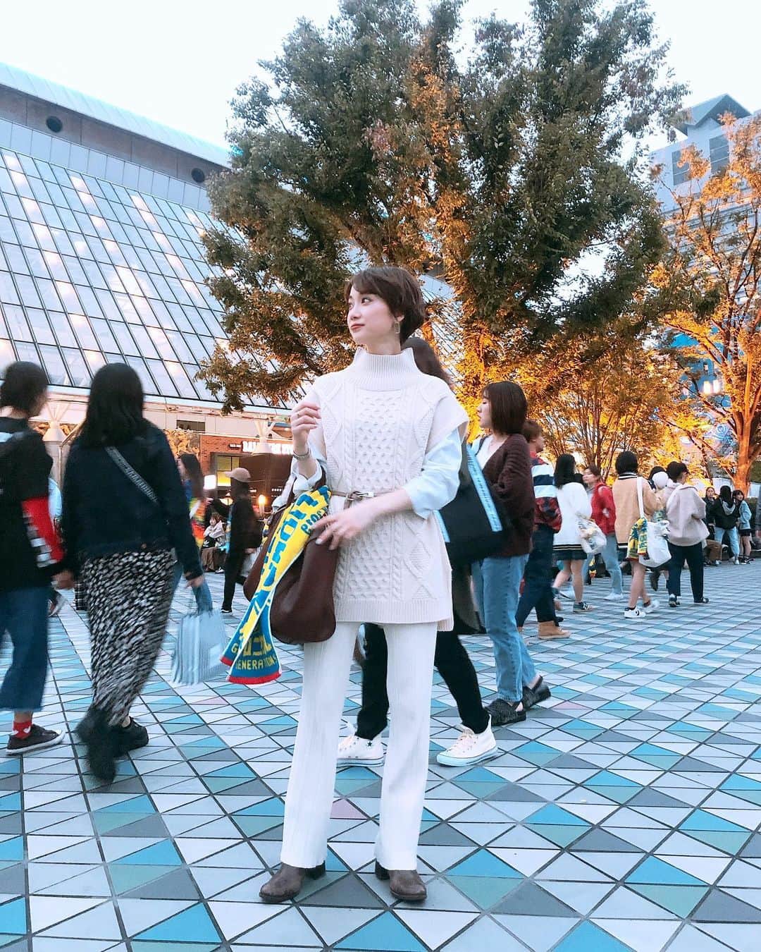 のインスタグラム：「. 楽しみぃ💛💛 . . #generations#ジェネレーションズ#少年クロニクル#東京ドーム#ootd#かえでの私服」